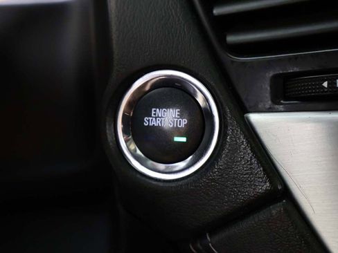 Used 2018 GMC Yukon SLT w/ Open Road Package image 48