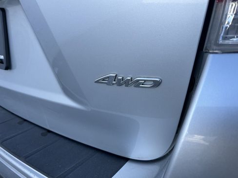 Used 2013 Toyota Highlander Limited image 15