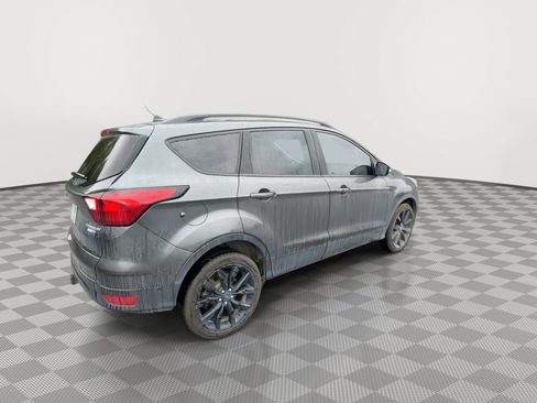 Used 2019 Ford Escape Titanium AWD/4WD image 8