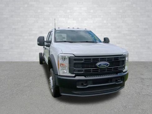 New 2025 Ford F550 4x4 Crew Cab Super Duty image 6