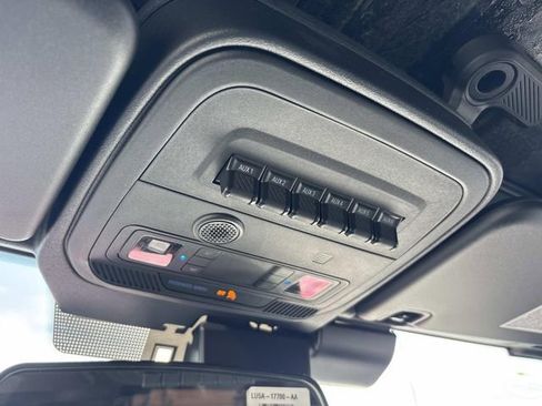 New 2025 Ford Bronco Badlands image 30