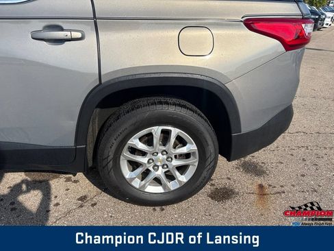 Used 2018 Chevrolet Traverse LT AWD/4WD image 30