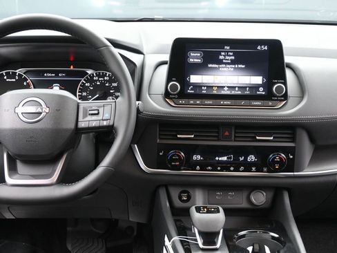 New 2026 Nissan Rogue SV w/ Cold Weather Package image 15