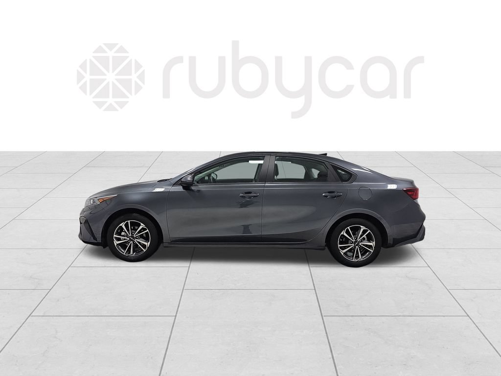Used 2024 Kia Forte LXS FWD image 2