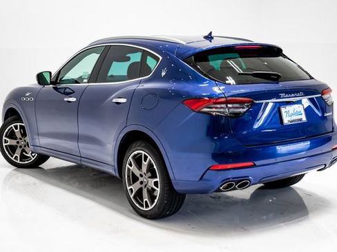 Used 2023 Maserati Levante GT AWD/4WD image 28