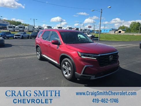 Used 2025 Honda Pilot EX-L image 8