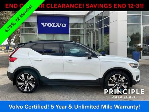 Certified 2022 Volvo XC40 P8 Recharge Plus image 12