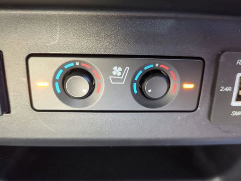 Used 2023 Toyota 4Runner Limited image 20