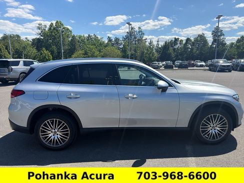 Used 2023 Mercedes-Benz GLC 300 4MATIC image 16