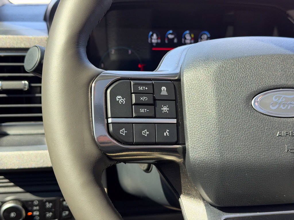 Used 2026 Ford F450 Platinum w/ Platinum Plus Package AWD/4WD image 28