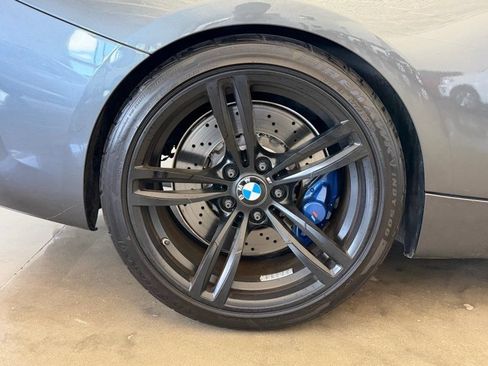 Used 2017 BMW M2 RWD image 9