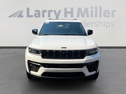 New 2026 Jeep Grand Cherokee Limited AWD/4WD image 8