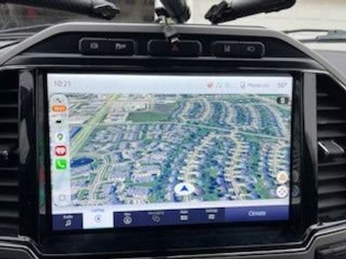 Used 2022 Ford F350 Lariat w/ Lariat Ultimate Package image 4