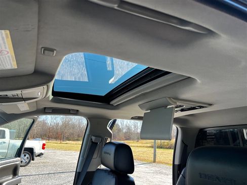 Used 2015 GMC Sierra 2500 Denali w/ Duramax Plus Package image 6