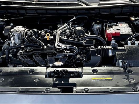 Used 2024 Nissan Altima 2.5 SV image 30