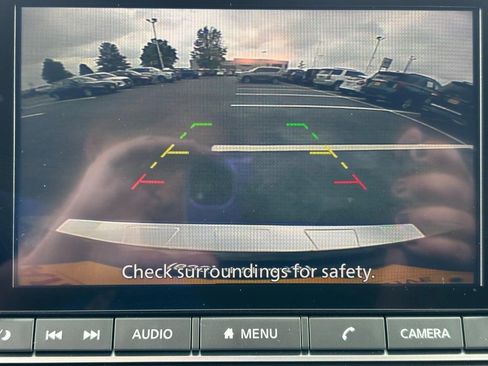 Used 2025 Nissan Rogue SV image 20