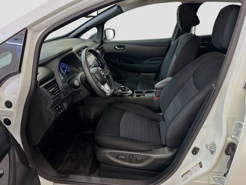 Used 2024 Nissan Leaf SV Plus image 13