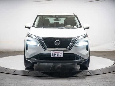 Used 2021 Nissan Rogue SV image 6