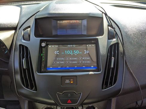 Used 2015 Ford Transit Connect XLT FWD image 8