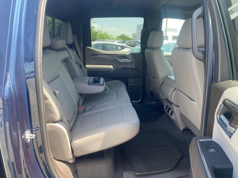 Used 2022 Chevrolet Silverado 1500 LT RWD image 13