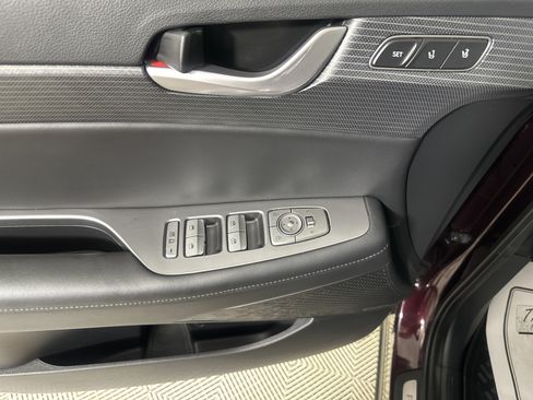 Used 2023 Hyundai Palisade Limited AWD/4WD image 11