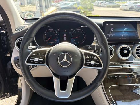 Used 2022 Mercedes-Benz GLC 300 image 22