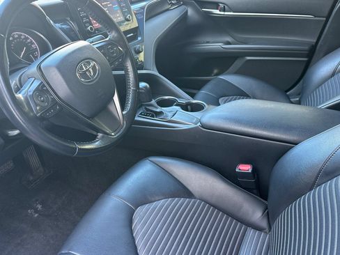 Used 2021 Toyota Camry SE FWD image 10