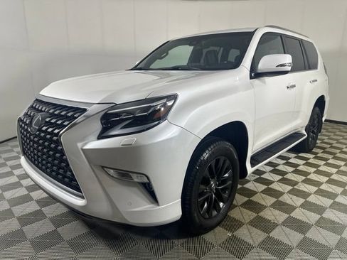 Used 2023 Lexus GX 460 Premium w/ Premium Package AWD/4WD image 3