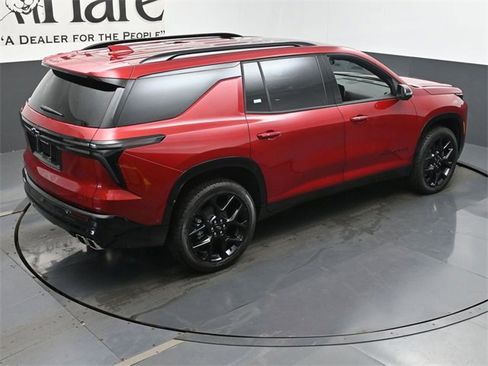 New 2026 Chevrolet Traverse RS w/ LPO, Floor Liner Package image 19