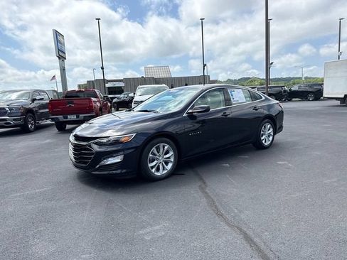 Used 2022 Chevrolet Malibu LT w/ Leather Package FWD image 7
