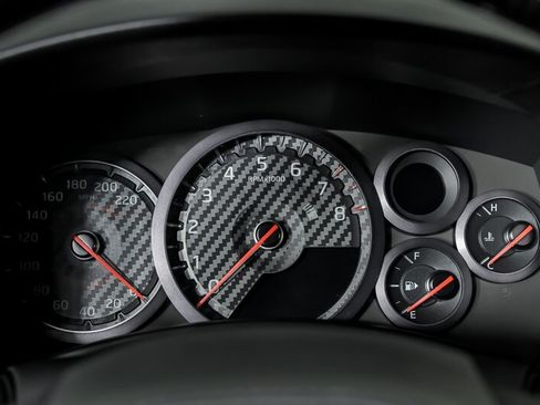 Used 2018 Nissan GT-R Premium AWD/4WD image 29