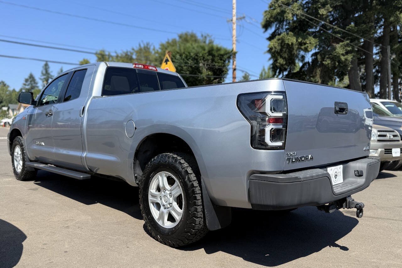 Used 2011 Toyota Tundra 4x4 Double Cab Long Bed w/ Cold Weather Pkg image 5