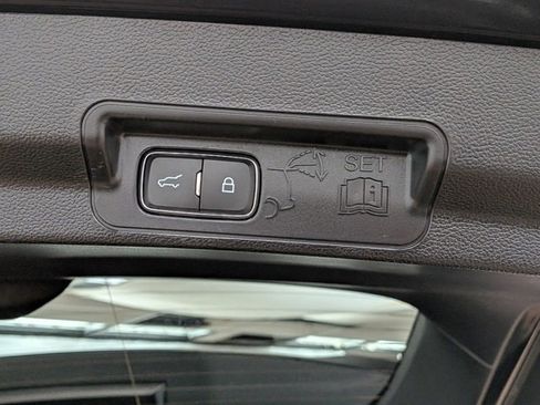 Used 2023 Ford Explorer ST-Line w/ Class IV Trailer Tow Package image 25