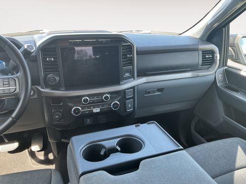 Used 2024 Ford F150 XLT image 11