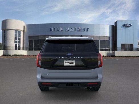 New 2026 Ford Expedition Active AWD/4WD image 6