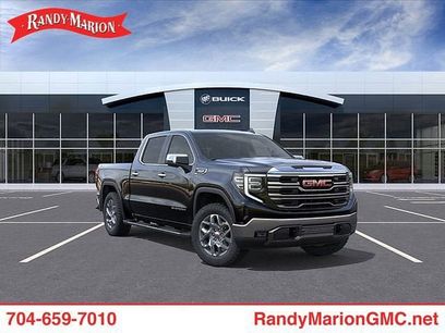 New 2026 GMC Sierra 1500 SLT w/ SLT Premium Package