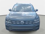 Used 2020 Volkswagen Tiguan SE image 2
