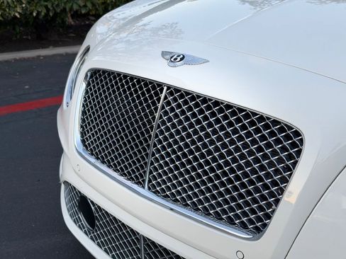 Used 2016 Bentley Continental GT image 11