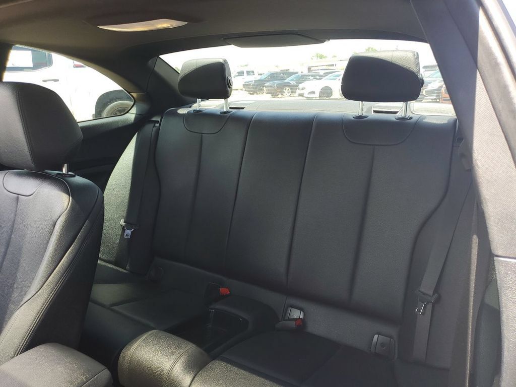 Used 2019 BMW 230i Coupe w/ Convenience Package RWD image 31