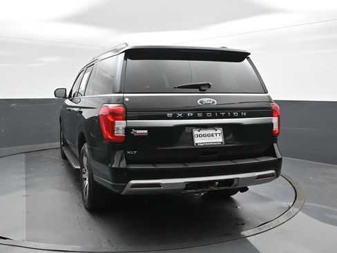 Used 2023 Ford Expedition XLT RWD image 5