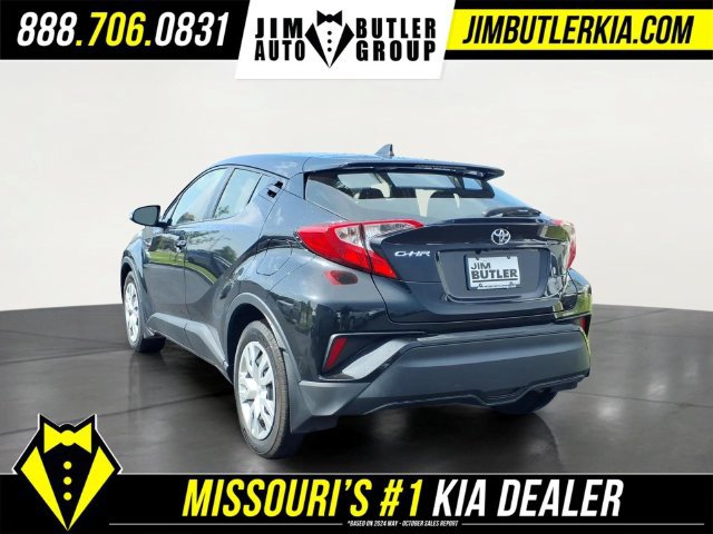 Used 2022 Toyota C-HR XLE FWD image 5