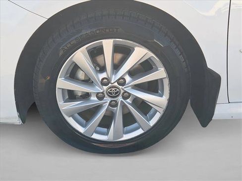 Used 2024 Toyota Camry LE FWD image 23