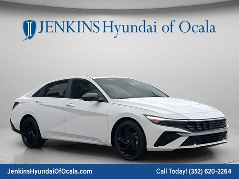 New 2026 Hyundai Elantra SEL Sport FWD image 11