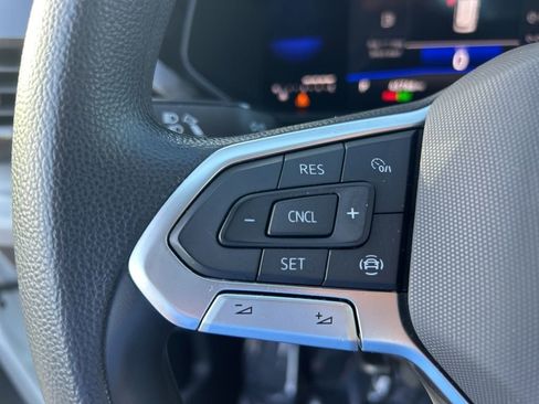 Used 2022 Volkswagen Taos S image 43