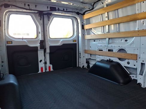 Used 2019 Ford Transit 250 130 Low Roof w/ Exterior Upgrade Package image 7