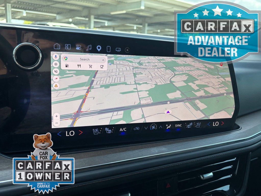 Used 2025 Chevrolet Suburban High Country AWD/4WD image 8