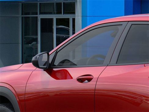 New 2026 Chevrolet Trax RS w/ Sunroof Package image 12