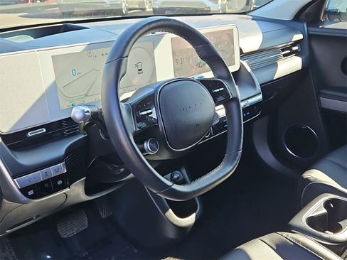 Used 2024 Hyundai Ioniq 5 Limited image 10