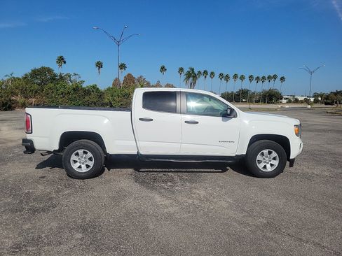 Used 2019 GMC Canyon 2WD Crew Cab w/ Convenience Package image 4