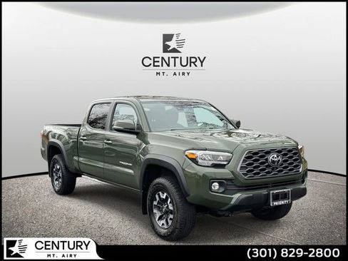Used 2021 Toyota Tacoma TRD Off-Road image 1